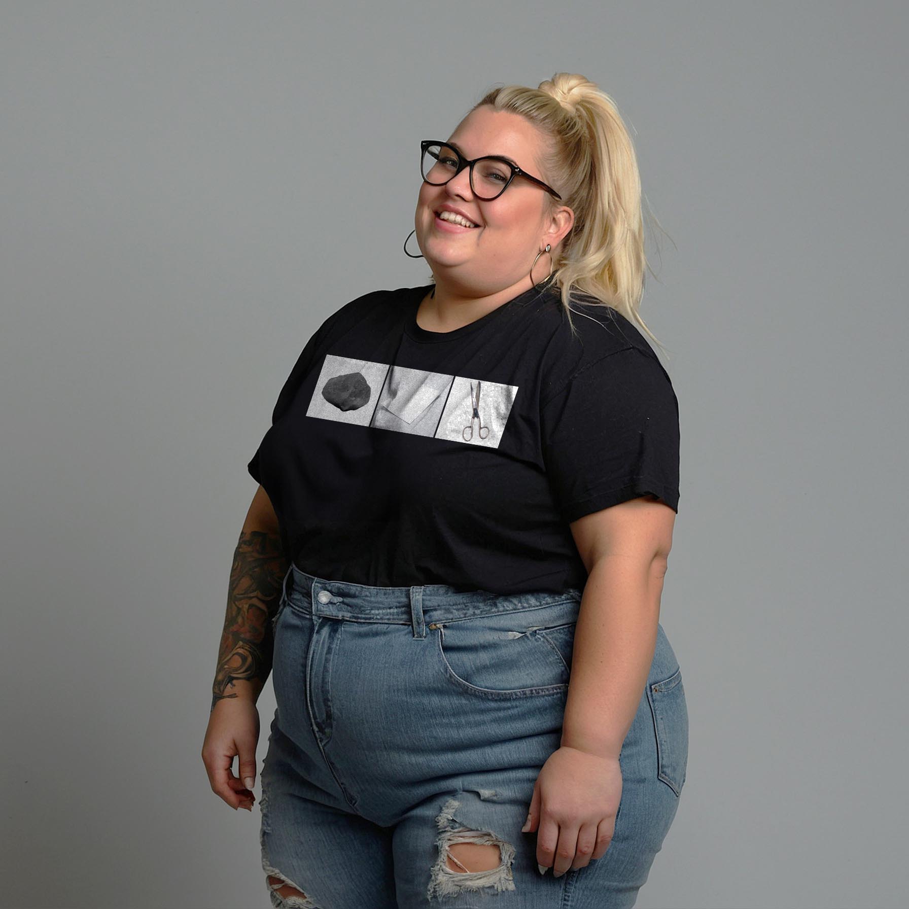 Camisa Preta Manga Curta Estampada 100% Algodão Orgânico Plus Size - Pedra Papel Tesoura