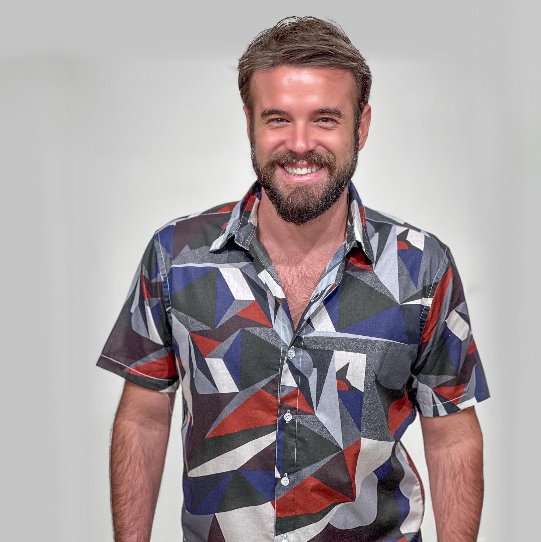 Camisa de Botão Manga Curta Estampada - Geométrica